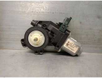 Recambio de motor elevalunas delantero derecho para renault megane iv hatchback (b9a/m/n_) 1.5 dci 110 (b9a3) referencia OEM IAM