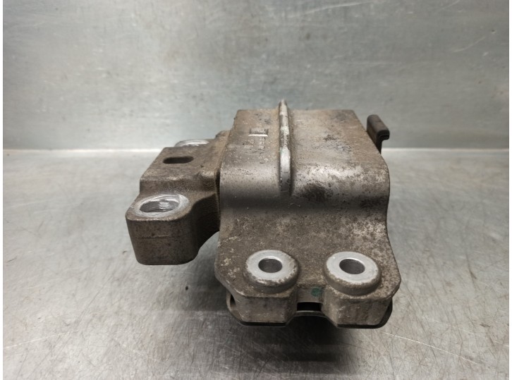 Recambio de soporte motor izquierdo para seat leon (1p1) 1.9 tdi referencia OEM IAM 1K0199555M 