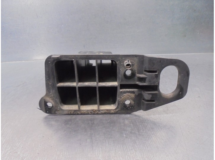 Recambio de refuerzo paragolpes delantero para peugeot 5008 1.6 hdi fap referencia OEM IAM 9682791280  