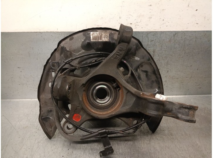 Recambio de mangueta delantera izquierda para toyota yaris (_p13_) 1.5 (nsp131_) referencia OEM IAM 432120D230 432120D230 