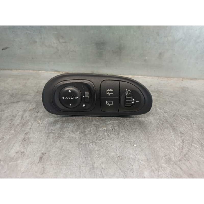 Recambio de mando luces salpicadero para hyundai lantra familiar (rd) 1.6 16v cat referencia OEM IAM 9353029000  