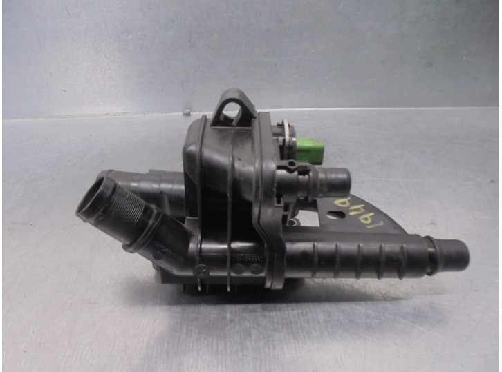 Recambio de termostato para peugeot 5008 1.6 hdi fap referencia OEM IAM 9684588980 