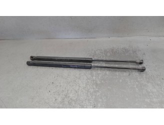 Replacement trunk / tailgate shock absorbers for Alfa Romeo Mito (145) 1.3 JTD CAT OEM IAM reference 50515442 