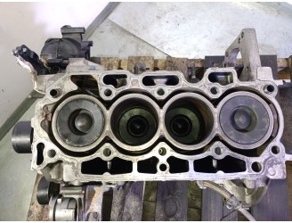 Replacement engine block for Opel Corsa F (P2JO) 1.5 (68) OEM IAM reference YH01 0766055