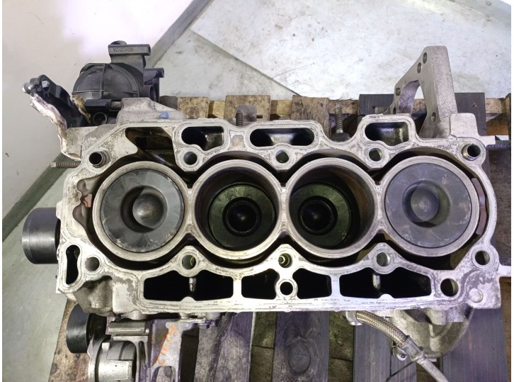 Replacement engine block for Opel Corsa F (P2JO) 1.5 (68) OEM IAM reference YH01 0766055