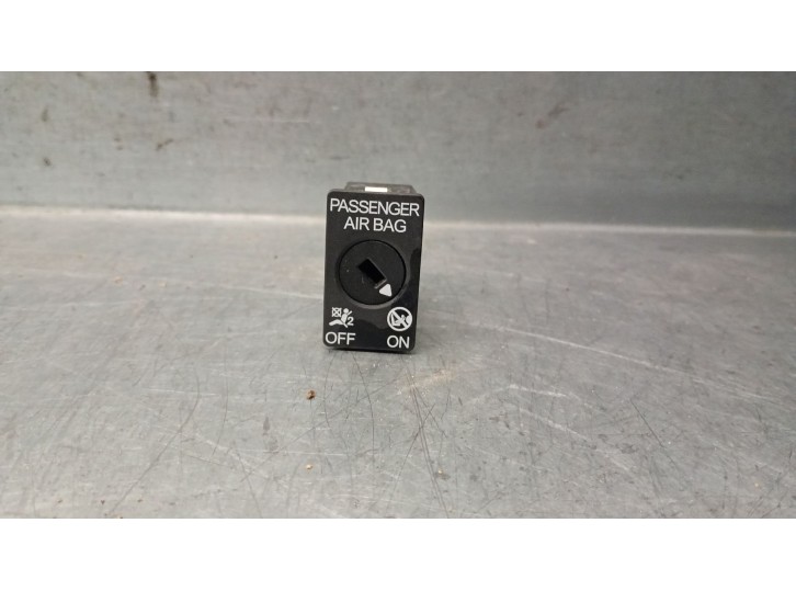 Replacement switch for Cupra Formentor (KM7, KMP) 1.5 TSI OEM IAM reference 5Q0919237 5Q0919237 
