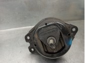 Replacement right engine mount for Renault Espace IV (JK0) 2.2 dCi turbodiesel OEM IAM reference 8200052028 