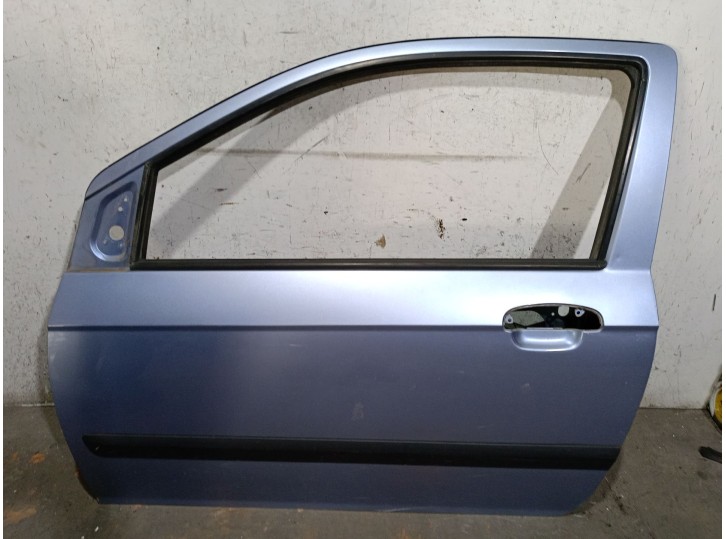 Recambio de puerta delantera izquierda para hyundai getz (tb) 1.3 referencia OEM IAM 760031C221 760031C221 