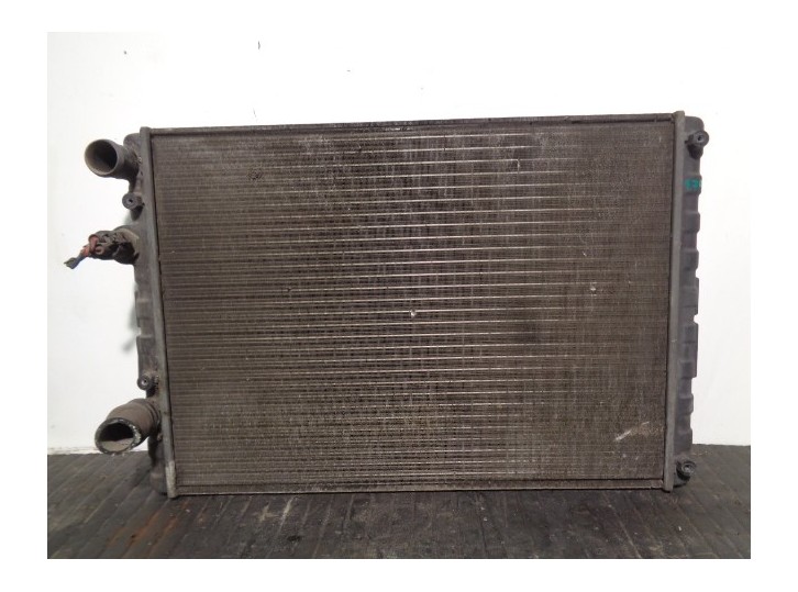 Recambio de radiador agua para volkswagen polo berlina (6n1) 1.9 diesel referencia OEM IAM 6N0121201D 853407C VALEO