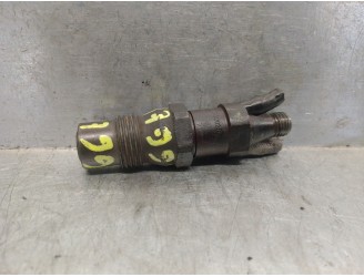 Recambio de inyector para volkswagen polo berlina (6n1) 1.9 diesel referencia OEM IAM KCA30S79 068130202F BOSCH