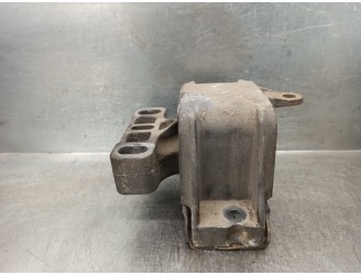 Replacement left engine mount for Seat Toledo (1M2) 1.9 TDI OEM IAM reference 1J0199555AJ 