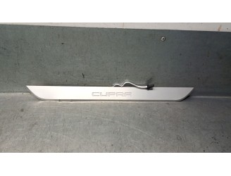 Recambio de moldura para cupra formentor (km7, kmp) 1.5 tsi referencia OEM IAM 5F4947417D 5F4947417D 