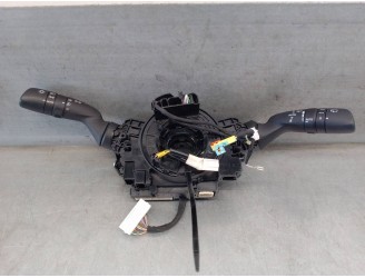 Recambio de mando luces para toyota yaris 1.5 16v cat referencia OEM IAM 89245K0020 