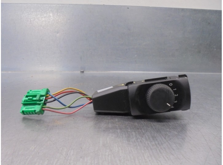 Recambio de mando calefaccion / aire acondicionado para peugeot 5008 1.6 hdi fap referencia OEM IAM 96846886XT  