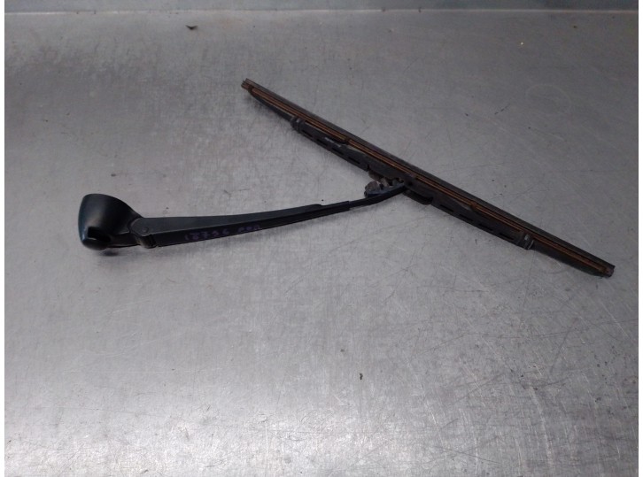 Recambio de brazo limpia trasero para seat ibiza (6k1) 1.9 tdi referencia OEM IAM 1J6955707A  