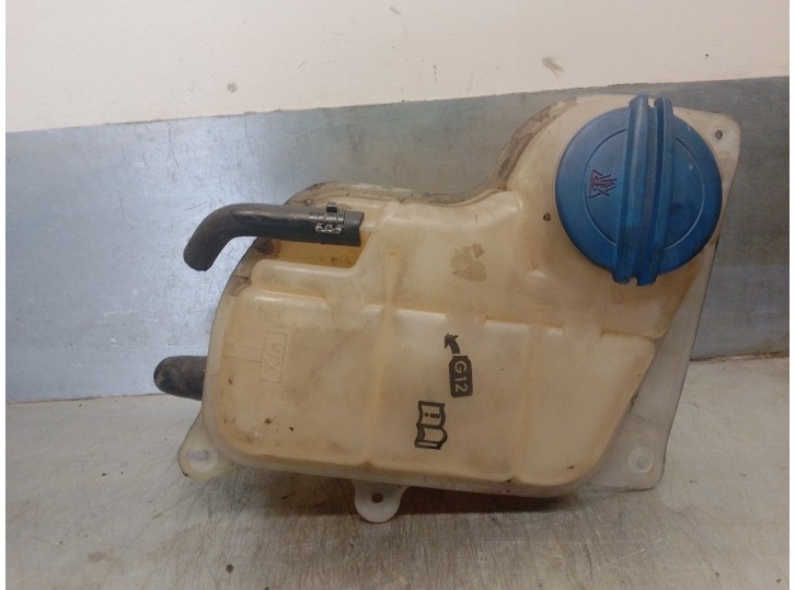 Recambio de deposito expansion para skoda superb (3u4) 2.0 tdi dpf referencia OEM IAM 8D0121403L 8D0121403L 