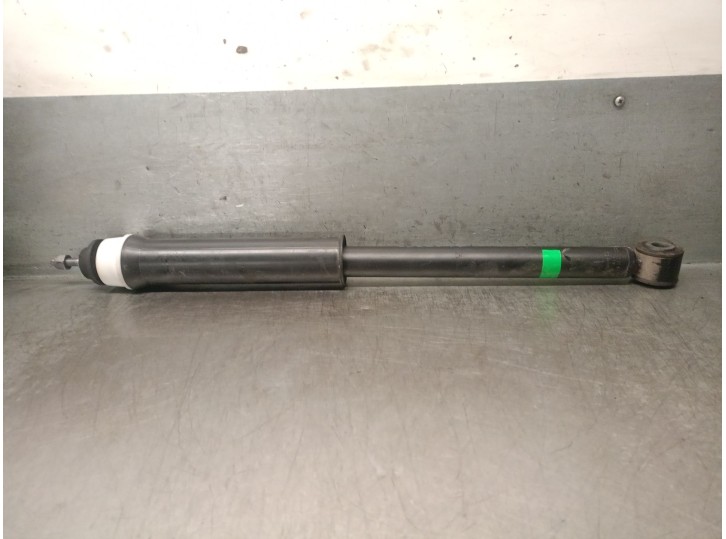Rear right shock absorber replacement part for Renault Clio V (B7_) 1.6 E-Tech 140 (B7MU) OEM IAM reference 562103053R 562103053