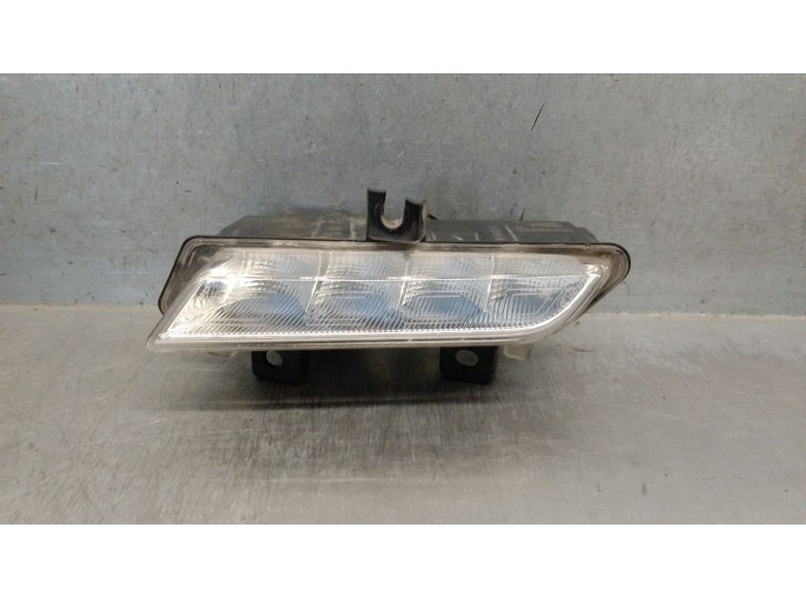 Recambio de piloto delantero izquierdo para renault clio iv 0.9 referencia OEM IAM 266059367R 266059367R 89208551 VALEO