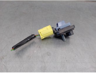 Recambio de sensor airbag para toyota yaris 1.5 16v cat referencia OEM IAM 8983A0D010  
