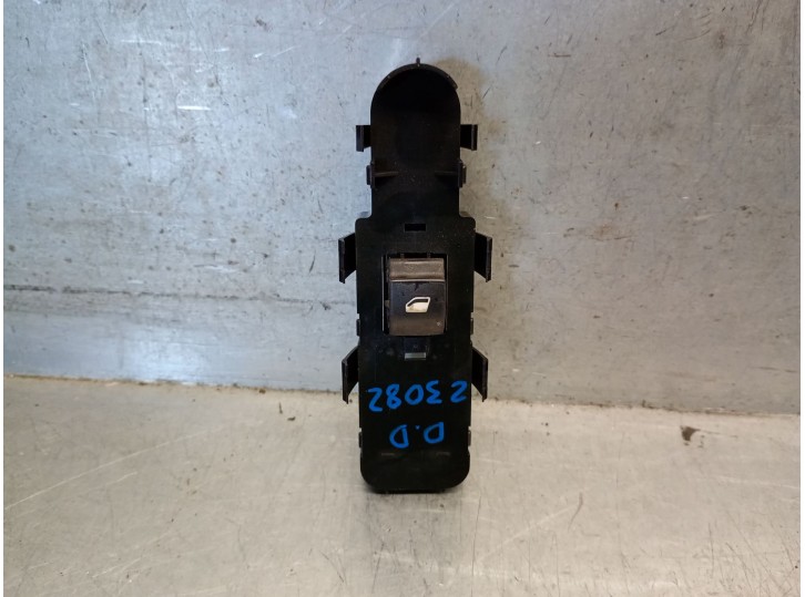 Recambio de mando elevalunas delantero derecho para citroën c4 coupé (la_) 1.6 hdi referencia OEM IAM 9661465677 9661465677 