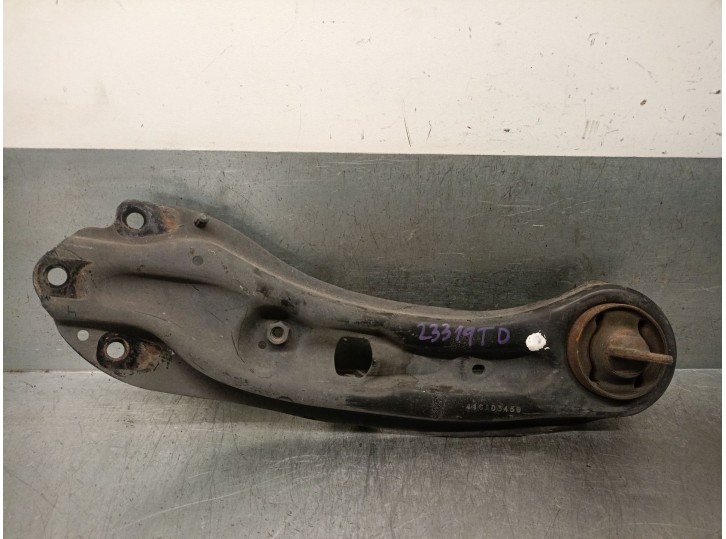 Recambio de brazo suspension superior trasero derecho para dodge journey 2.0 16v crd cat referencia OEM IAM 416AD3459 5085416AD 