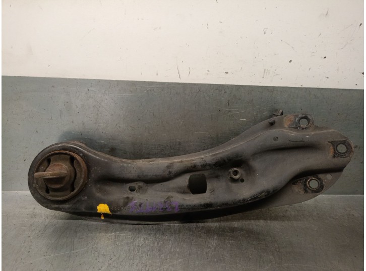Recambio de brazo suspension superior trasero izquierdo para dodge journey 2.0 16v crd cat referencia OEM IAM 415AD3499 5085415A