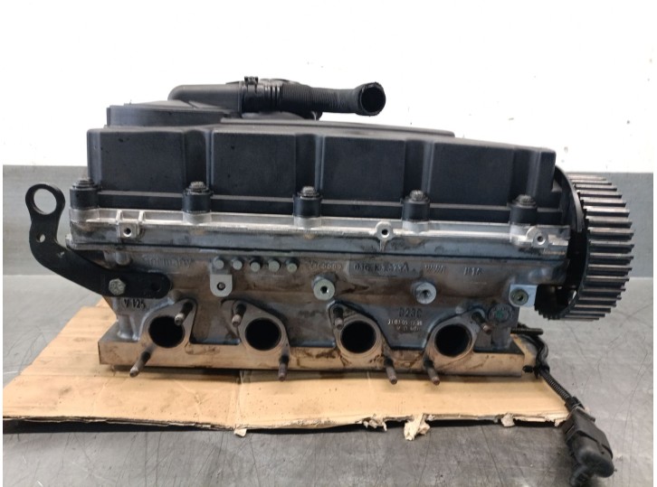 Recambio de culata para volkswagen passat berlina (3c2) 2.0 tdi referencia OEM IAM 03G103373A 03G103351B 03G103469N