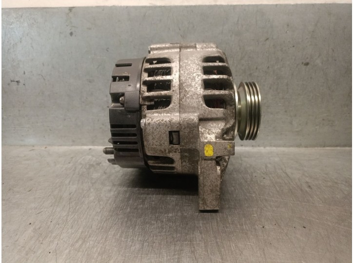 Recambio de alternador para dacia sandero 1.2 16v referencia OEM IAM 8200660044B 8200660044 2543553C VALEO