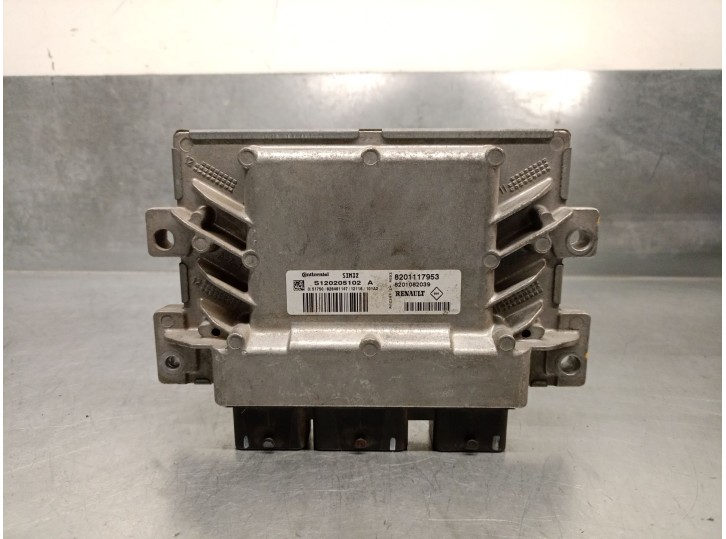 Recambio de centralita motor uce para dacia sandero 1.2 16v referencia OEM IAM 8201117953 S12020512A