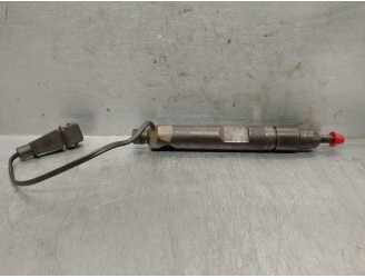 Replacement injector for Volkswagen Passat Saloon (3B2) 1.9 TDI OEM IAM reference 028130201S 0432193745 BOSCH