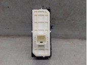 Recambio de mando multifuncion para toyota yaris 1.5 16v cat referencia OEM IAM M81303 