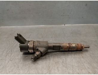 Recambio de inyector para renault grand scénic iii (jz0/1_) 1.9 dci referencia OEM IAM H82778396 0445110328 BOSCH