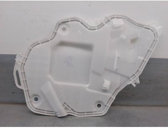 Recambio de molduras delanteras para toyota yaris 1.5 16v cat referencia OEM IAM 67832K0010  