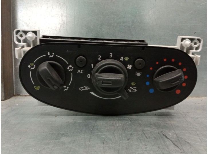 Recambio de mando calefaccion / aire acondicionado para dacia sandero 1.2 16v referencia OEM IAM 275101924R 