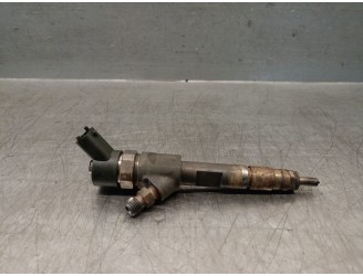 Recambio de inyector para renault grand scénic iii (jz0/1_) 1.9 dci referencia OEM IAM H82778396 0445110328 BOSCH