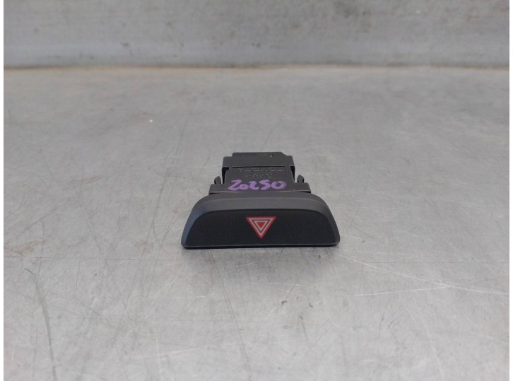 Recambio de warning para toyota yaris 1.5 16v cat referencia OEM IAM 15D509 
