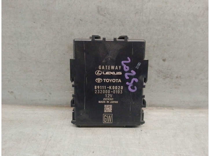 Recambio de modulo electronico para toyota yaris 1.5 16v cat referencia OEM IAM 89111K0020 2320000103 DENSO