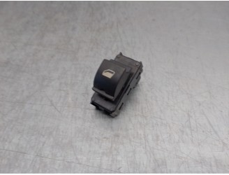 Recambio de mando elevalunas delantero derecho para peugeot 5008 active referencia OEM IAM 96662297ZD  