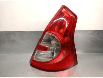 Recambio de piloto trasero derecho para dacia sandero 1.2 16v referencia OEM IAM 8200734824 8200734824 