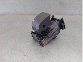 Recambio de mando elevalunas delantero derecho para toyota yaris 1.5 16v cat referencia OEM IAM 193354  