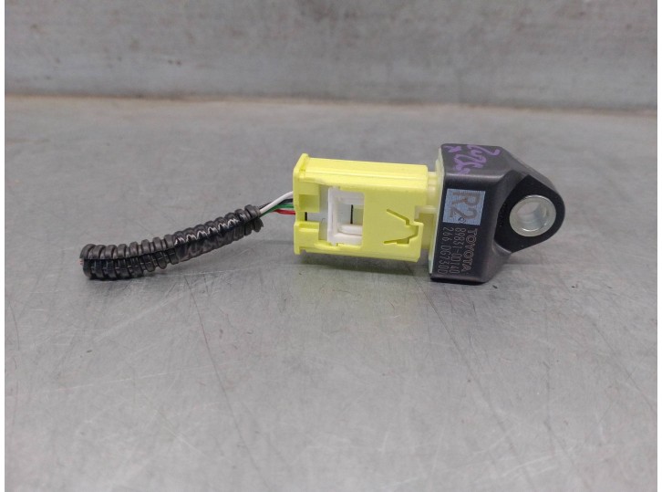 Recambio de sensor airbag para toyota yaris 1.5 16v cat referencia OEM IAM 898310D140 