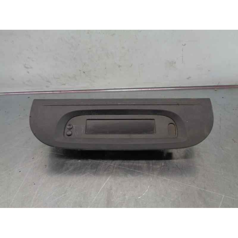 Recambio de pantalla multifuncion para renault kangoo 1.5 dci diesel cat referencia OEM IAM 8200755144  