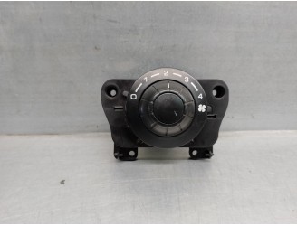 Recambio de mando calefaccion / aire acondicionado para citroën c4 sedan 1.6 16v cat (nfu / tu5jp4) referencia OEM IAM 96817762X