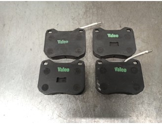 Recambio de pastillas de freno para peugeot 505 berlina referencia OEM IAM 598178  VALEO