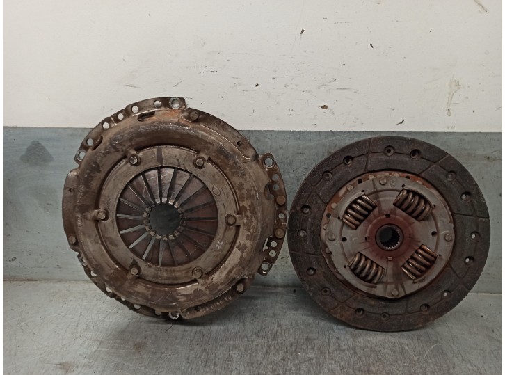 Recambio de kit embrague para seat ibiza (6k) 1.6 referencia OEM IAM 6K0198006  