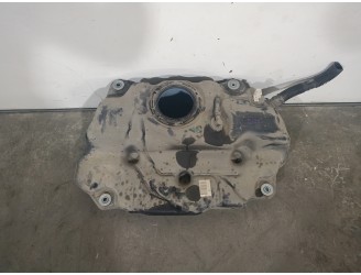 Recambio de deposito combustible para toyota yaris 1.5 16v cat referencia OEM IAM 90119W0120  CESTA 21