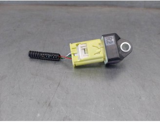Recambio de sensor airbag para toyota yaris 1.5 16v cat referencia OEM IAM 898310D140  