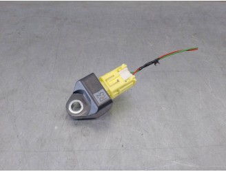 Recambio de sensor airbag para toyota yaris 1.5 16v cat referencia OEM IAM 898310D110  