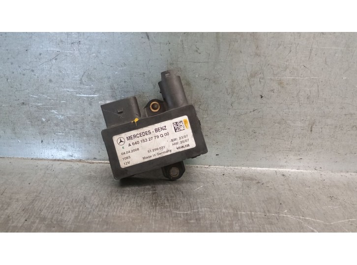 Recambio de caja precalentamiento para mercedes-benz clase b sports tourer (w245) b 180 cdi (245.207) referencia OEM IAM A640153