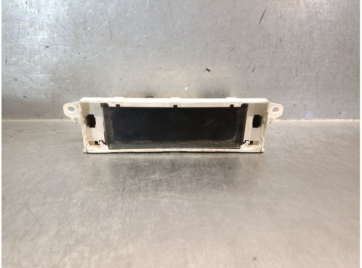 Replacement multifunction display for Peugeot 307 (S1) 1.6 16V CAT OEM IAM reference 9646652577 6593T6 